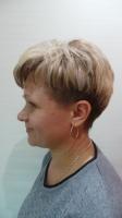 Стрижка, долговременная укладка. Стрижка модельная (женская), Химическая завивка "Londa" Вертикальная и Спиральная. Долговременная укладка, Укладка волос феном. Выполняется с обязательным применением укладочных средств или средств по уходу, расчёсок, брашингов. Так же в работе используется утюжок или диффузор.,