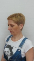  Стрижка модельная (женская), Укладка волос феном. Выполняется с обязательным применением укладочных средств или средств по уходу, расчёсок, брашингов. Так же в работе используется утюжок или диффузор.,