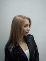  Окрашивание волос "Londa" 1 тон/ Осветление волос с применением красителя "Special Blonds", Укладка волос феном. Выполняется с обязательным применением укладочных средств или средств по уходу, расчёсок, брашингов. Так же в работе используется утюжок или диффузор.,